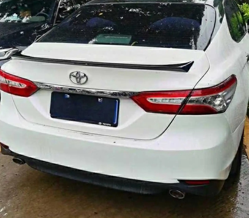 Спойлер от Toyota Camry 6